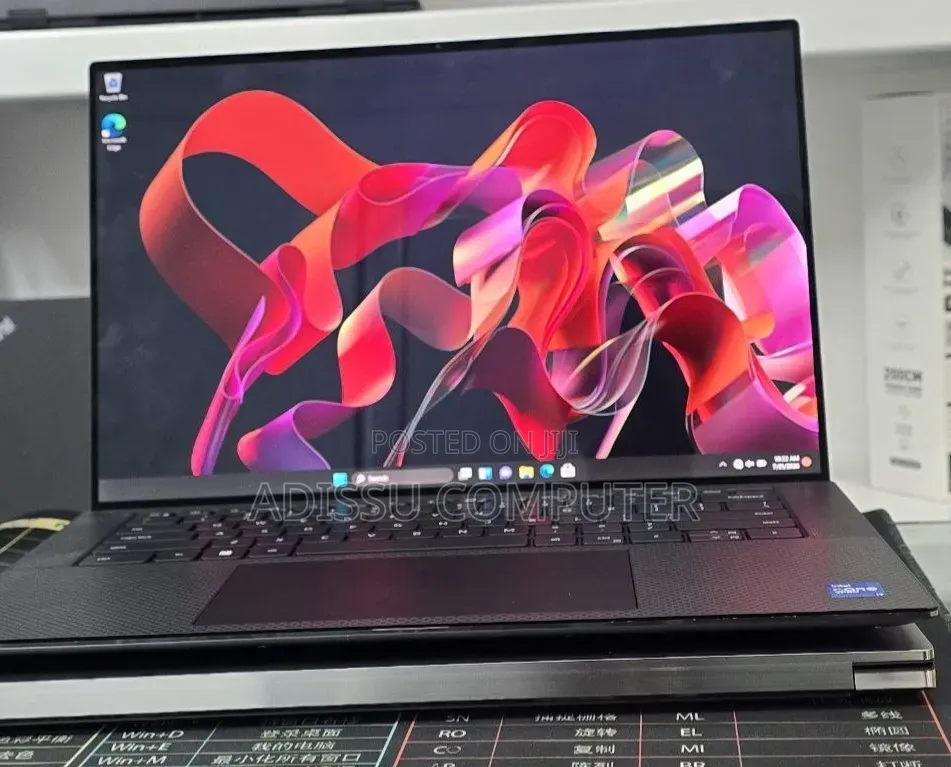 New Laptop Dell Precision 5560 16GB Intel Core i7 SSD 512GB