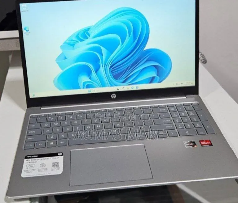 New Laptop HP Stream Notebook 16GB AMD Ryzen 5 SSD 256GB