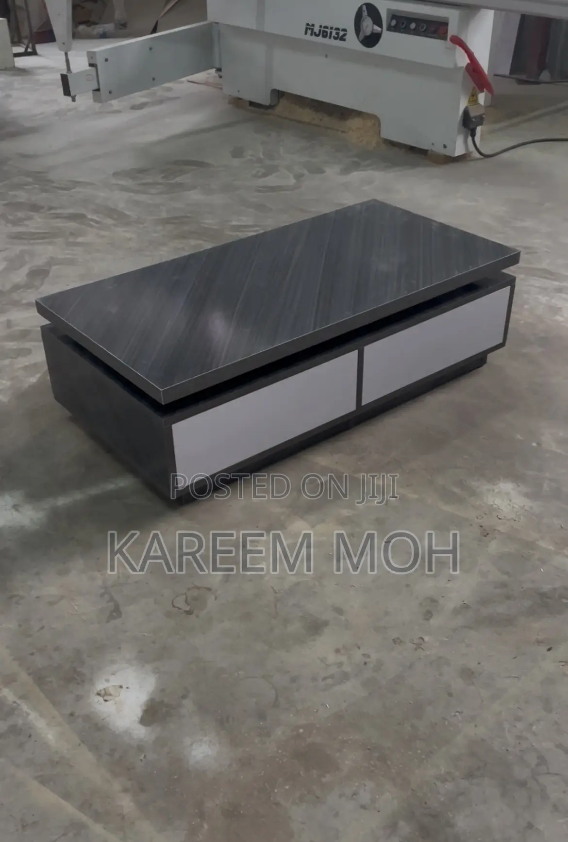 Center Table / የመሀል ጠረዼዛ