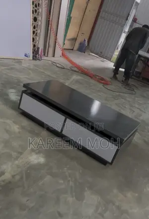 Center Table / የመሀል ጠረዼዛ