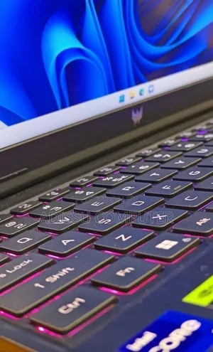 New Laptop Acer Predator Helios Neo 16 16GB Intel Core i9 SSD 1T
