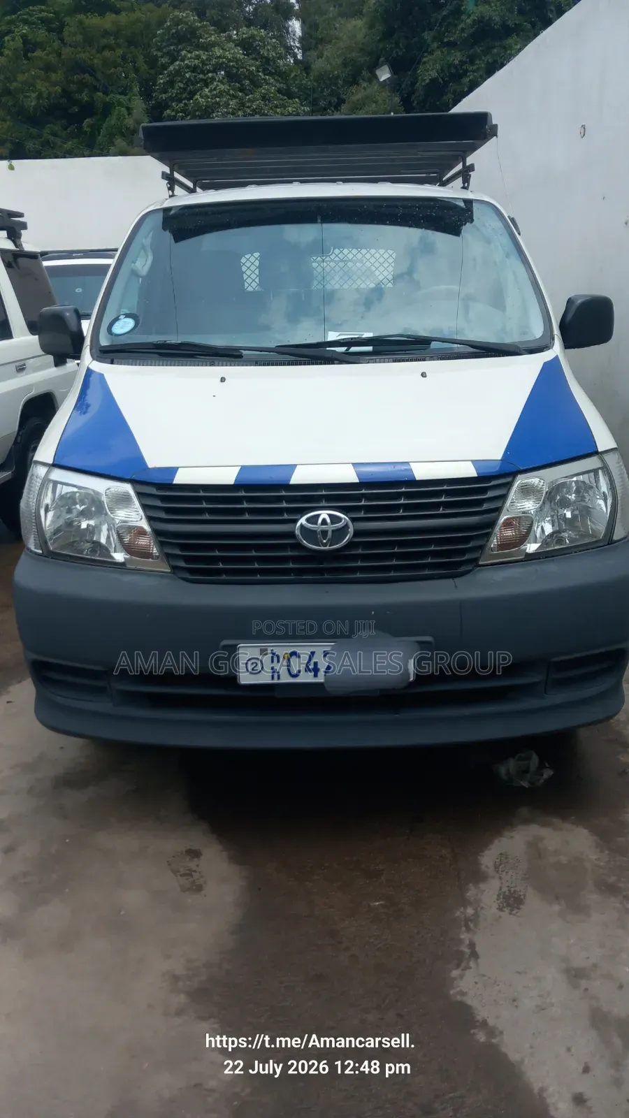 Toyota HiAce 2008 White