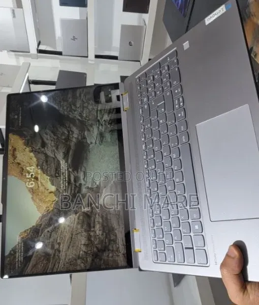 New Laptop Lenovo Yoga 330 16GB AMD Ryzen 7 SSD 512GB
