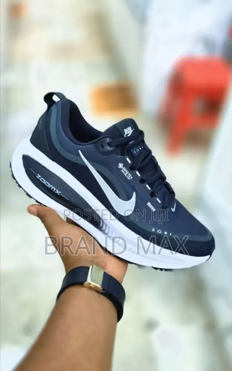 Nike ZoomX 2025