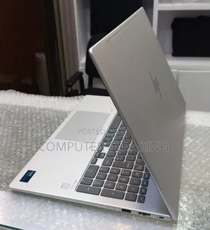 New Laptop HP 16GB Intel Core Ultra 7 SSD 512GB