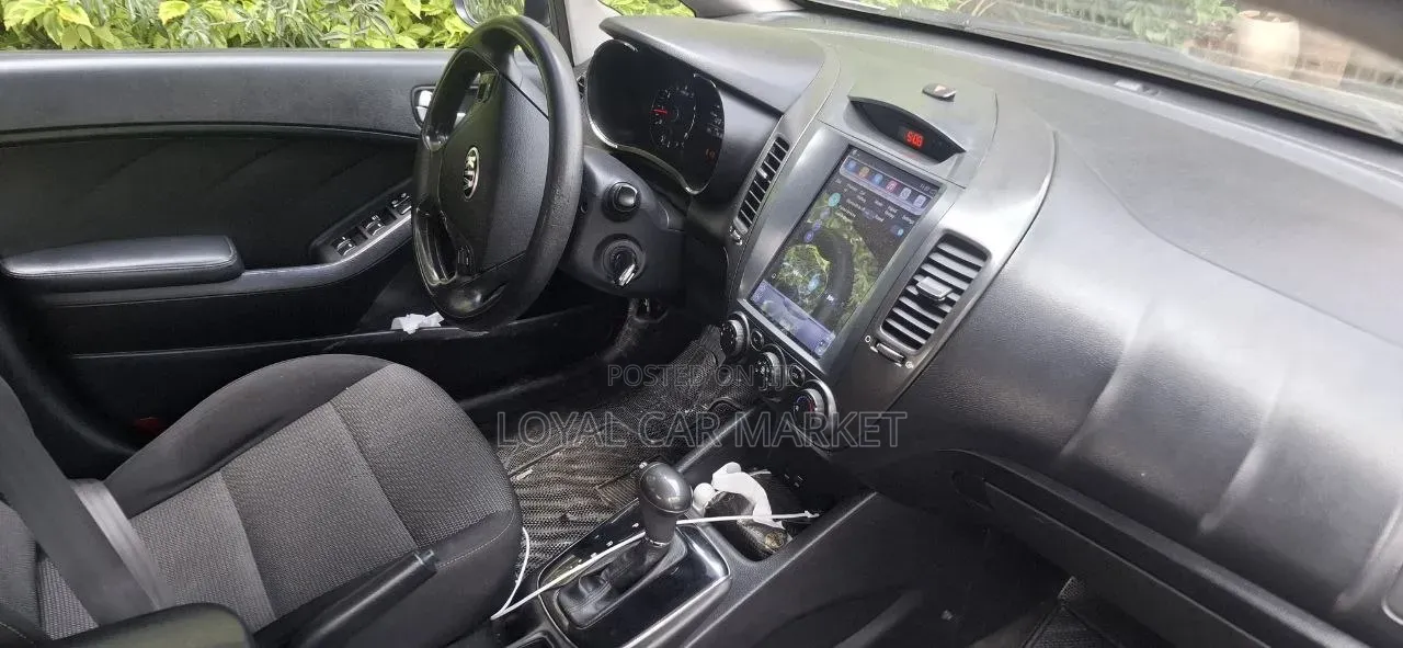 Kia Cerato 2018 Gray