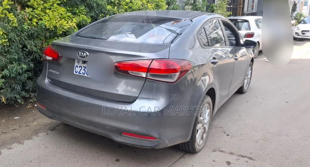 Kia Cerato 2018 Gray
