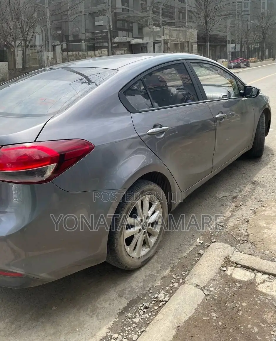 Kia Cerato 2018 Gray