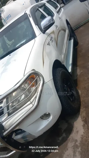 Toyota Hilux 2008 White
