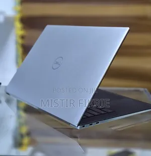New Laptop Dell XPS 15 16GB Intel Core i7 SSD 512GB