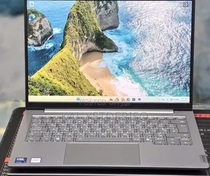 New Laptop Lenovo 16GB Intel Core Ultra 7 SSD 512GB