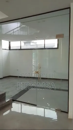 Commerical Shop Ready for Rent