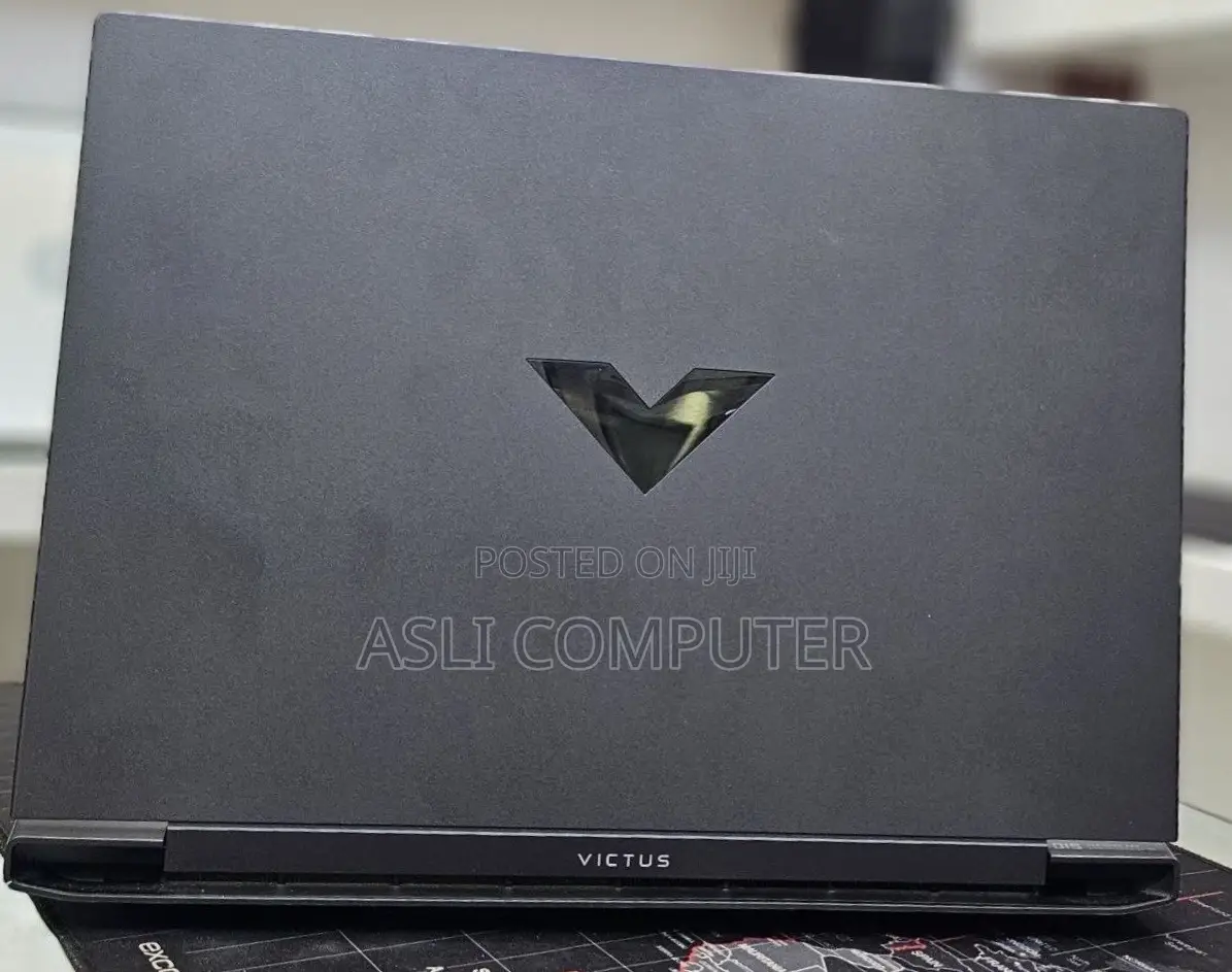 New Laptop HP Victus 15 8GB Intel Core i5 SSD 512GB