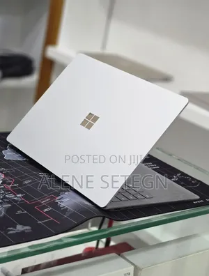 New Laptop Microsoft Surface Laptop 3 16GB Intel Core i7 SSD 512GB