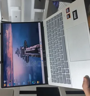 New Laptop HP Pavilion 14 32GB AMD Ryzen 7 SSD 1T