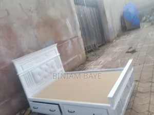 በጥራት የተሰራ አልጋ