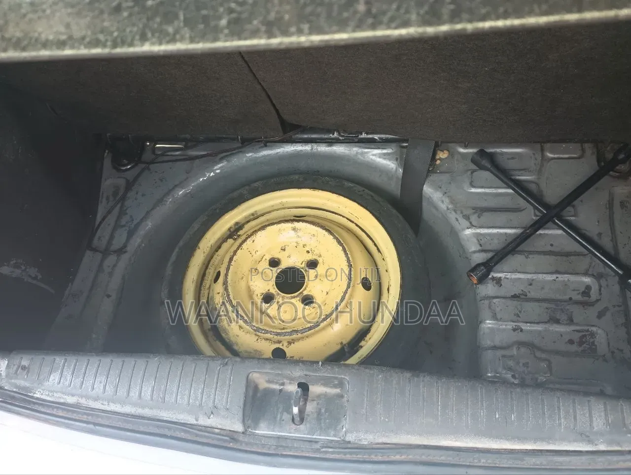 Toyota Vitz 2004 Silver