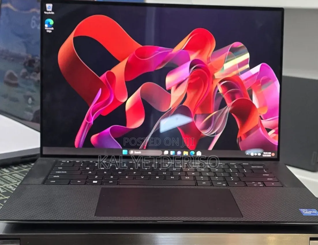 New Laptop Dell Precision 5560 16GB Intel Core i7 SSD 512GB
