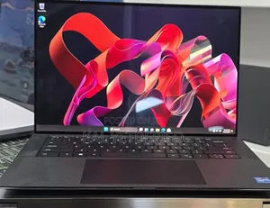 New Laptop Dell Precision 5560 16GB Intel Core i7 SSD 512GB