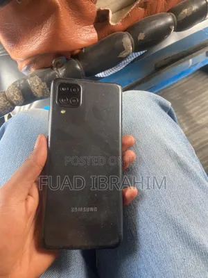 Samsung Galaxy M12 64 GB Black