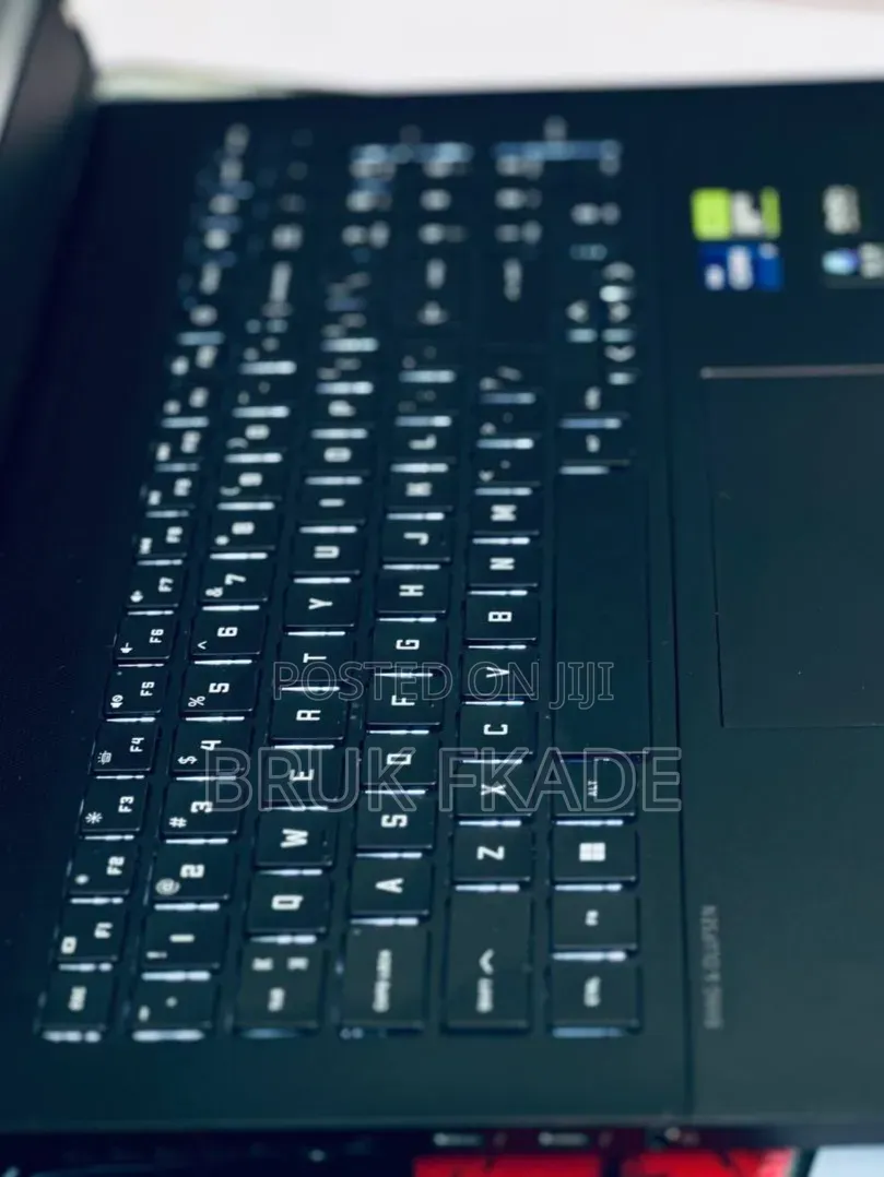 New Laptop HP Omen 16 16GB Intel Core i9 SSD 1T