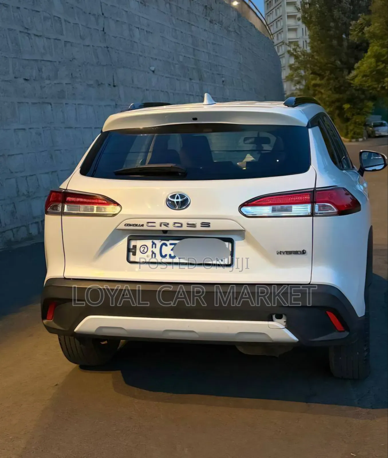 Toyota Corolla Cross Hybrid 2023 White