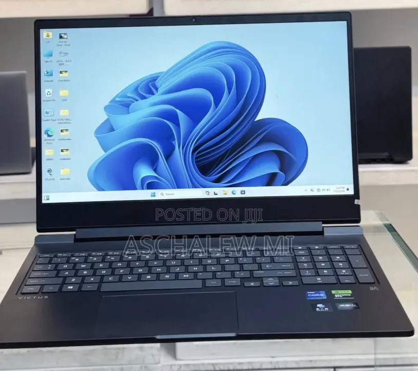 New Laptop HP Victus 16 16GB Intel Core i7 SSD 1T
