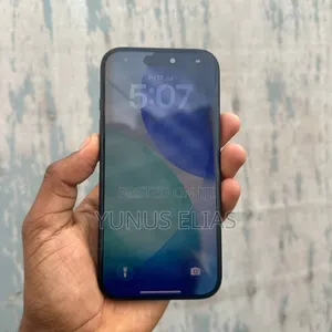 New Apple iPhone 16 128 GB Black