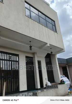 Furnished 8bdrm House in Kibert Zewdie, Yeka for sale