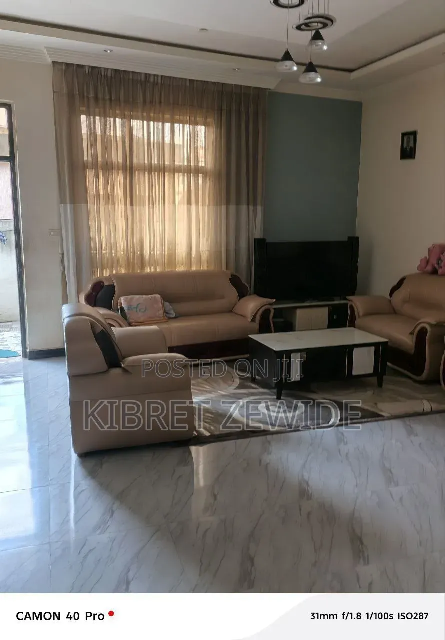 Furnished 8bdrm House in Kibert Zewdie, Yeka for sale