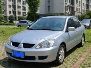 Mitsubishi Lancer 2000 Silver