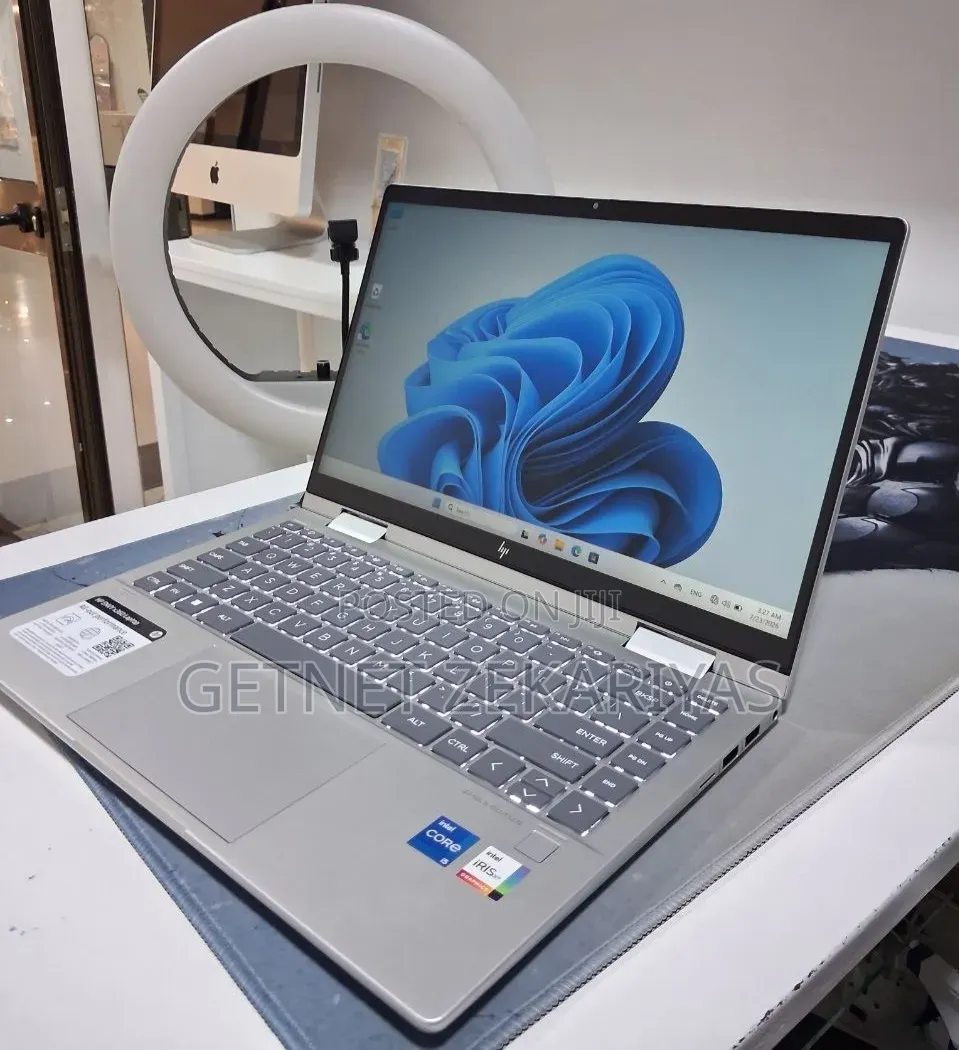 New Laptop HP Envy x360 8GB Intel Core i5 SSD 512GB