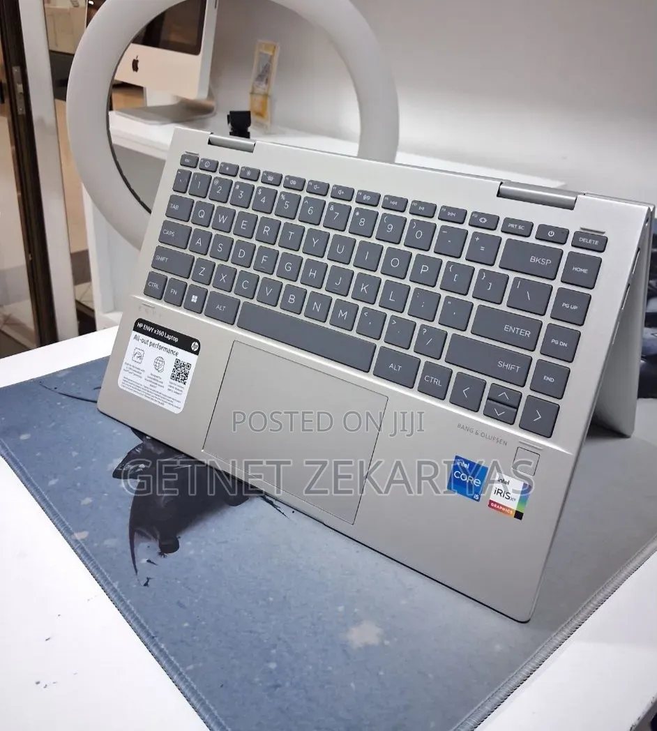 New Laptop HP Envy x360 8GB Intel Core i5 SSD 512GB