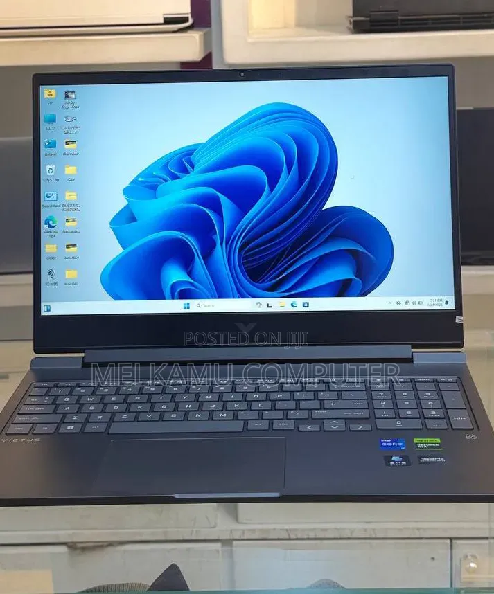New Laptop HP Victus 16 16GB Intel Core i7 SSD 1T