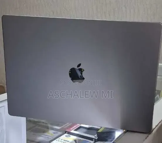 New Laptop Apple MacBook Pro 2021 M1 Max 32GB Apple M1 Max SSD 1T