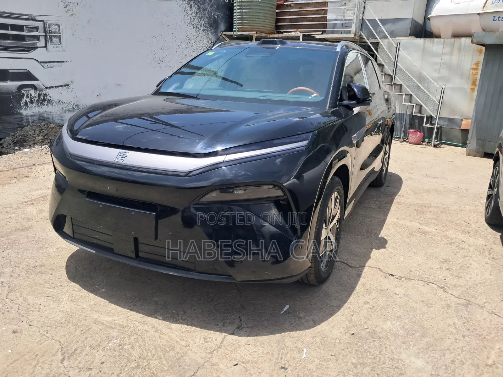 New BYD Tang EV 2025