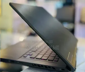 New Laptop Asus ROG Zephyrus G16 16GB Intel Core i7 SSD 1T