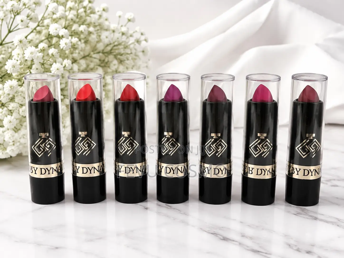 Lip Stick in All Colors