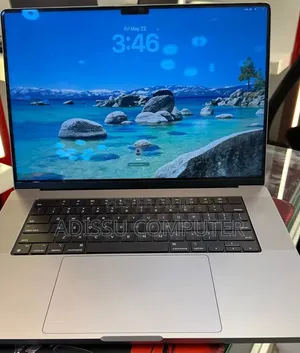 New Laptop Apple MacBook Pro 2019 64GB Apple M1 SSD 4T