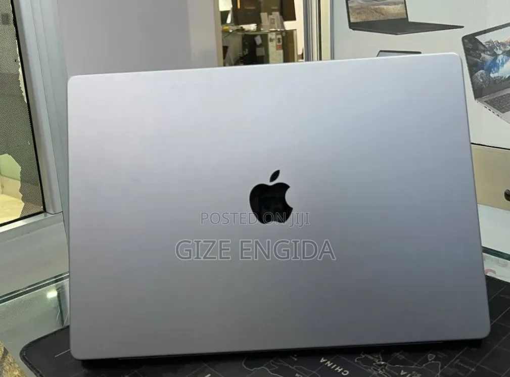 New Laptop Apple MacBook Pro 2021 M1 32GB Apple M1 Pro SSD 512GB