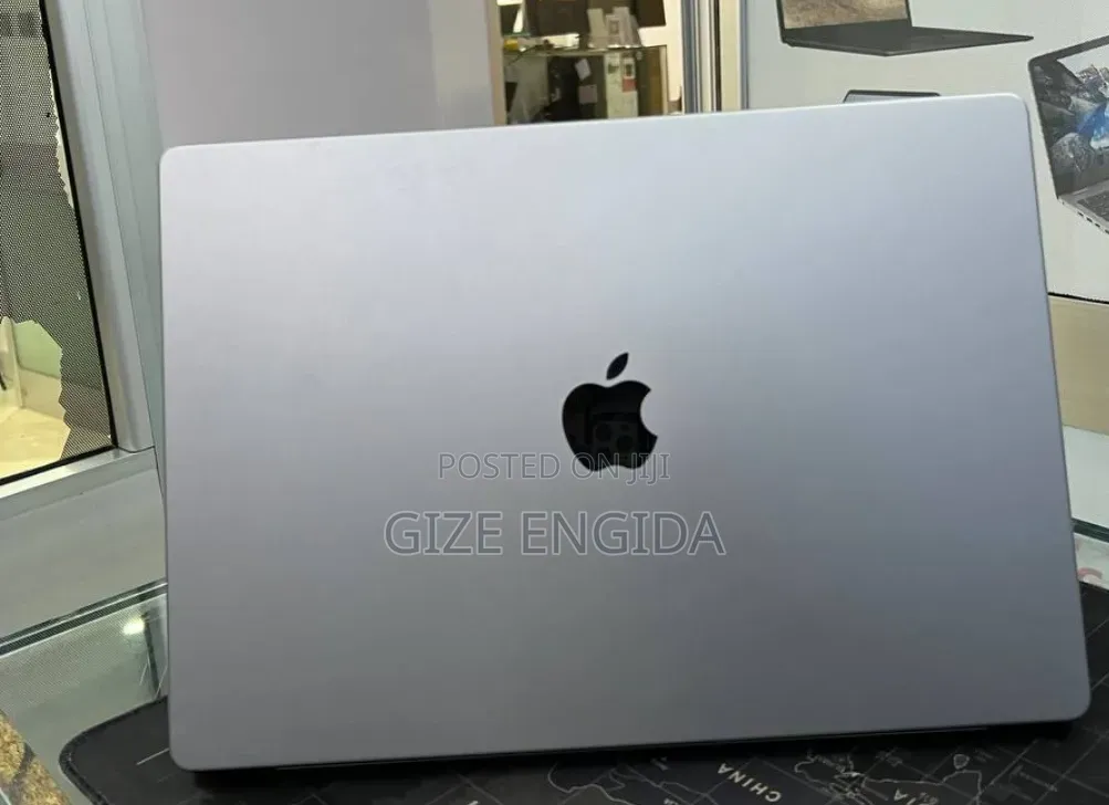 New Laptop Apple MacBook Pro 2021 M1 32GB Apple M1 Pro SSD 512GB