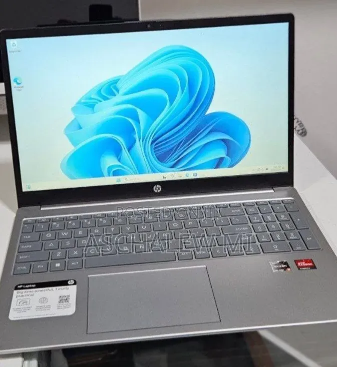 New Laptop HP Stream Notebook 16GB AMD Ryzen 5 SSD 256GB