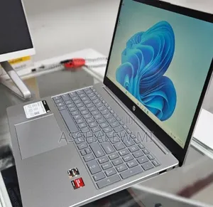 New Laptop HP Stream Notebook 16GB AMD Ryzen 5 SSD 256GB