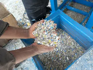 Plastic Crusher (የፕላስቲክ ውጤቶች መቆራረጫ) ማሽን