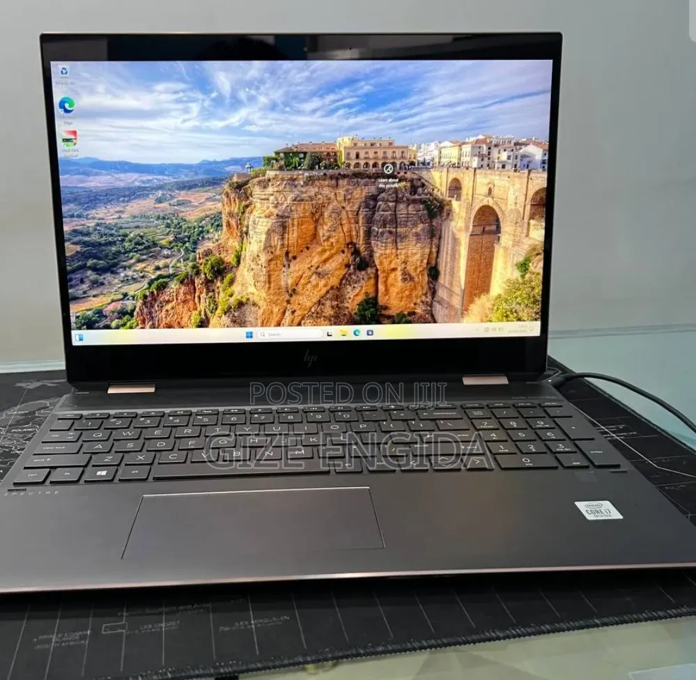 New Laptop HP Spectre X360 16GB Intel Core i7 SSD 512GB