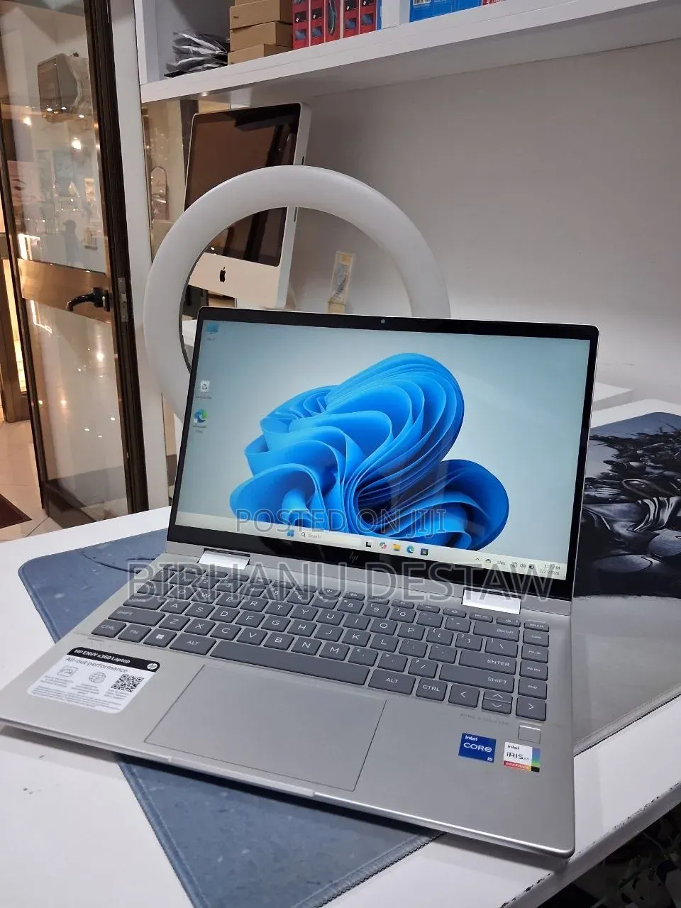 New Laptop HP Envy x360 8GB Intel Core i5 SSD 512GB