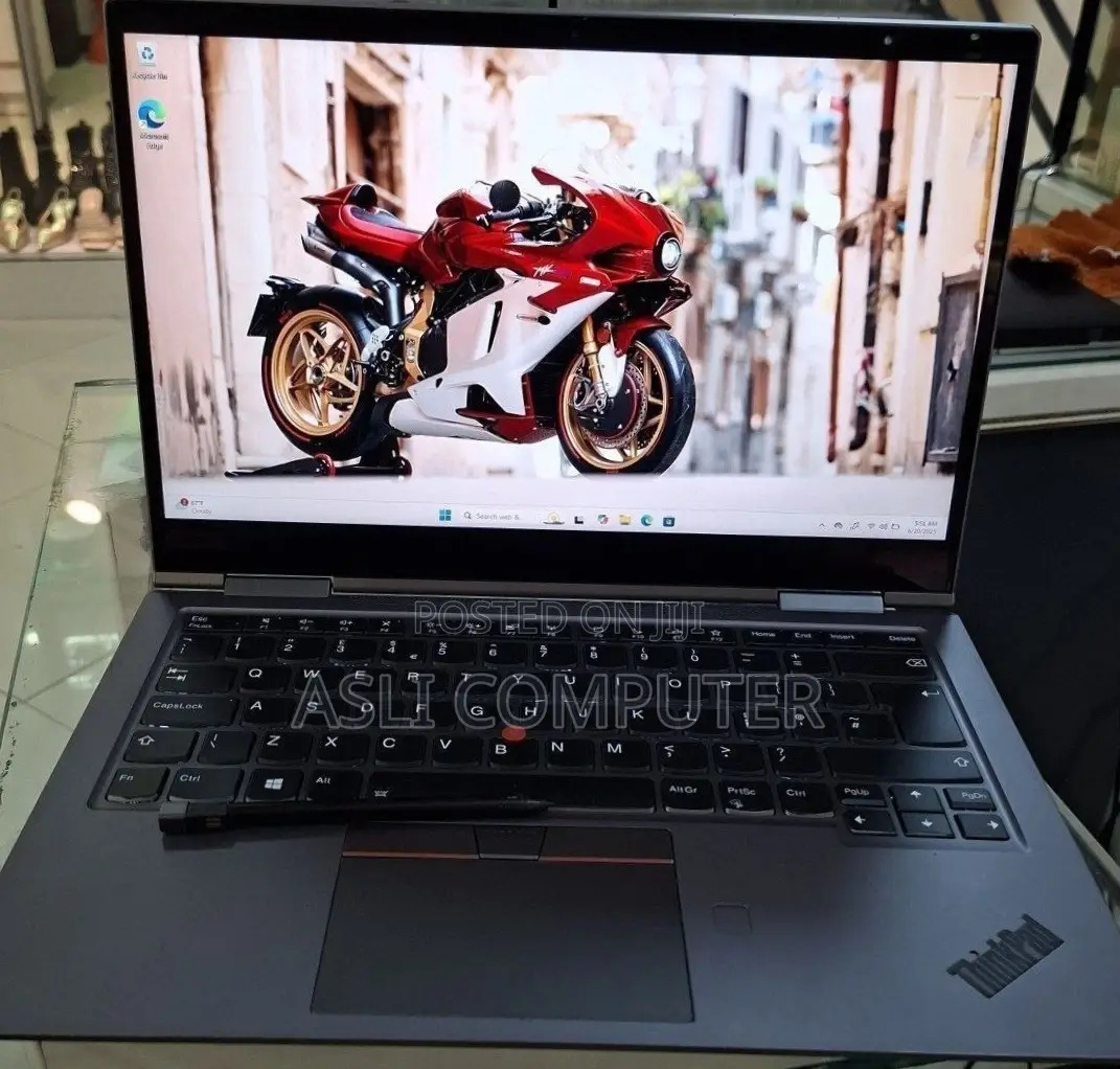New Laptop Lenovo ThinkPad Yoga 16GB Intel Core i7 SSD 512GB