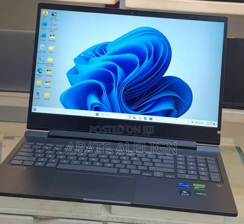 New Laptop HP Victus 16 16GB Intel Core i7 SSD 512GB