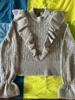 Ladies Sweater