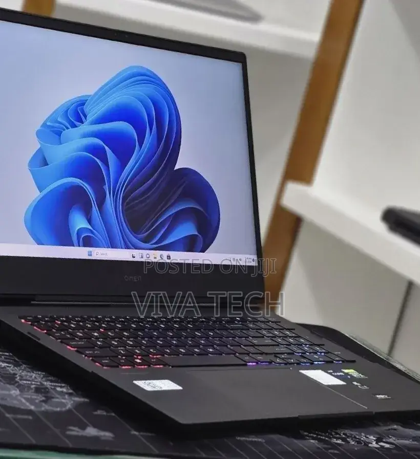 New Laptop HP Omen 16 16GB Intel Core i7 SSD 512GB